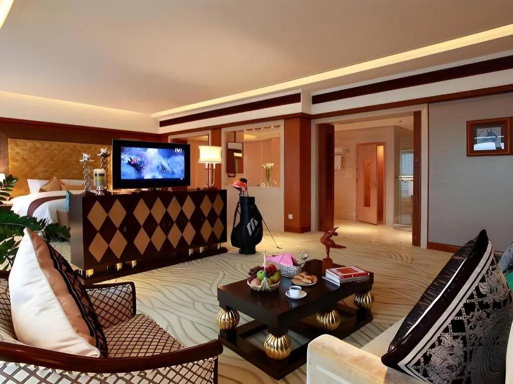 Grand Soluxe Hotel And Resort San-ja