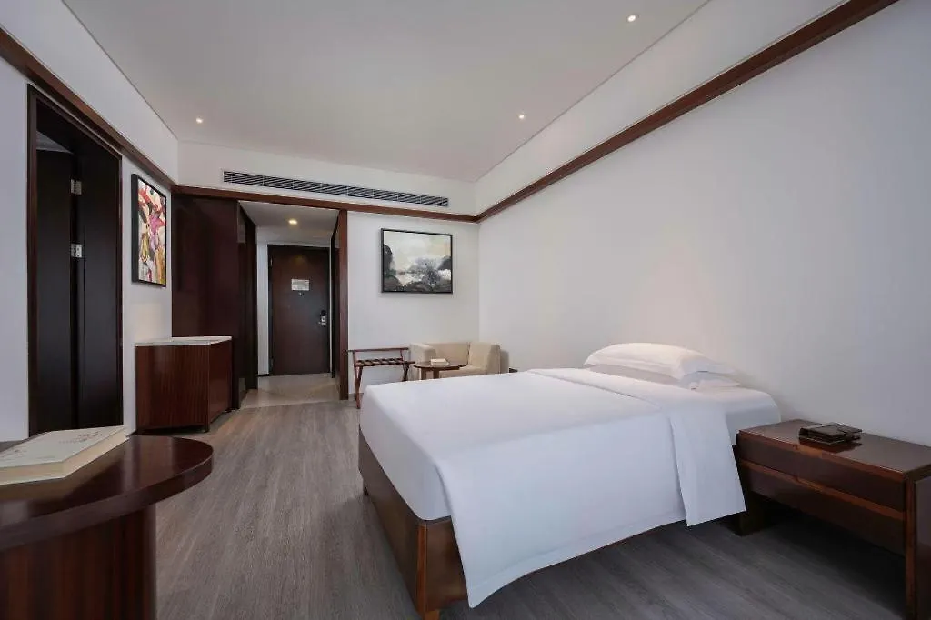 Grand Soluxe Hotel And Resort Sanya 5*,  China