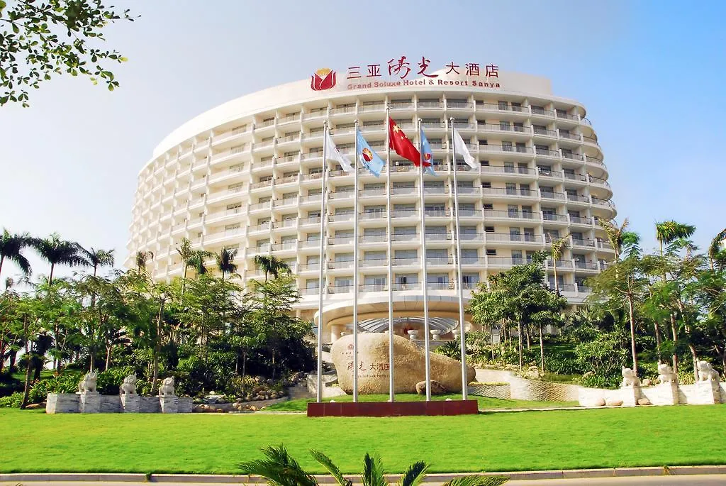Grand Soluxe Hotel And Resort Sanya location