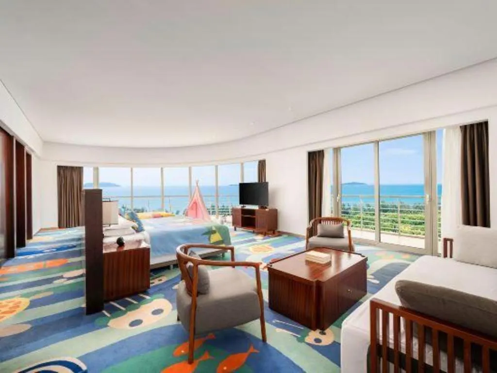 Grand Soluxe Hotel And Resort Sanya 5*,